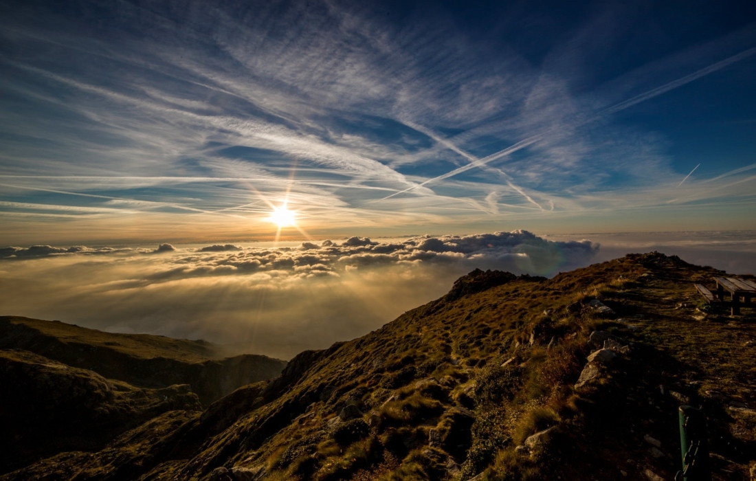 Breathtaking Dusk Over a Majestic Mountain Landscape