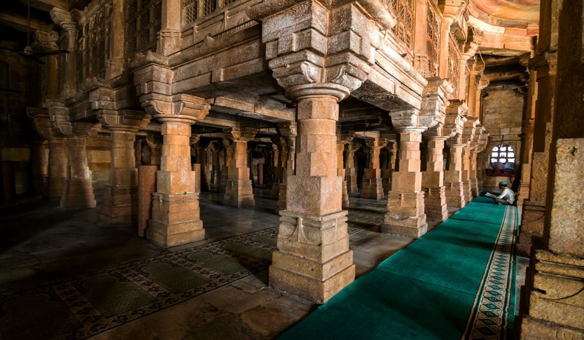 Intricate Stonework and Rich History: The Prayer Room at Jama Masjid in Ahmedabad